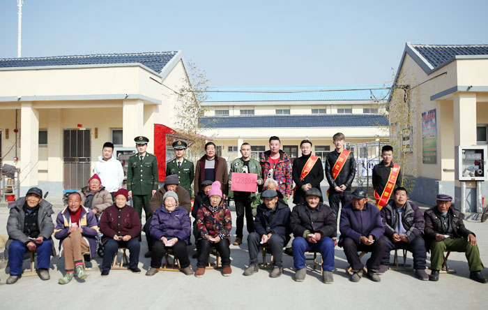 1497947045324889.jpg W020170613407151435876.jpg